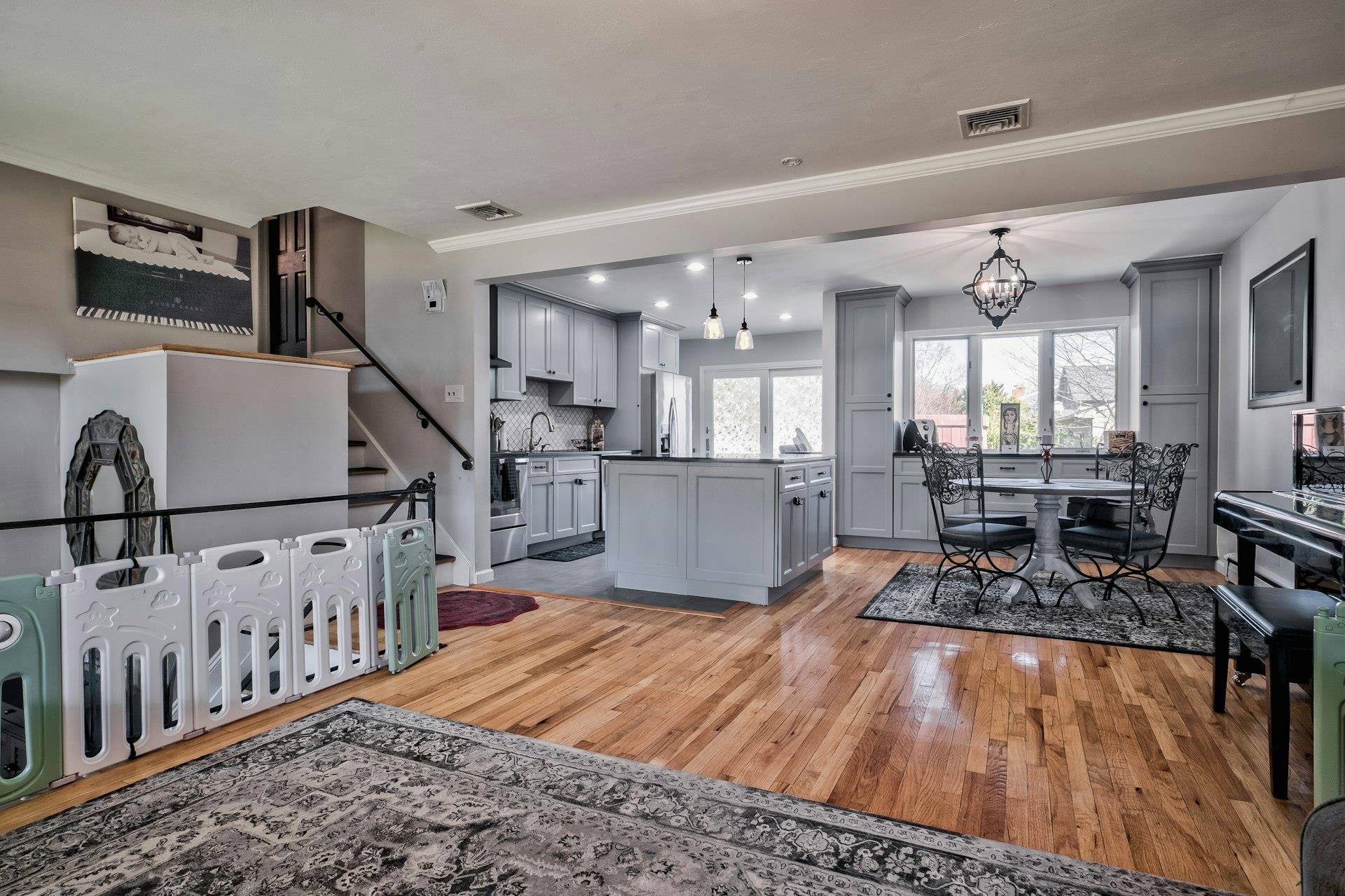 3321 Waterbury Drive, Wantagh, New York image 7
