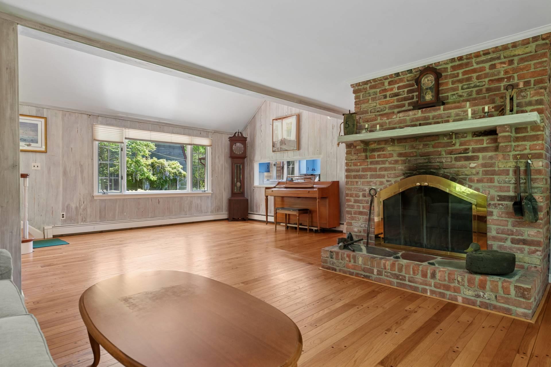 160 Longview Road, Southampton, New York image 4