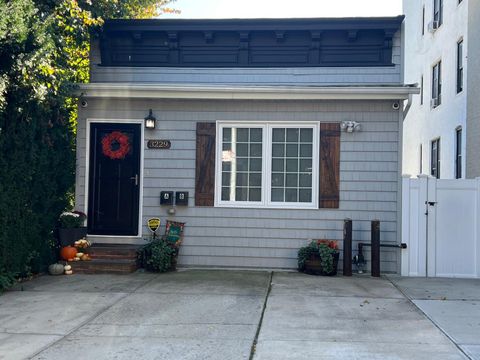 Photo of 32-29 44th Street, Astoria, NY 11103 (MLS # 889646)