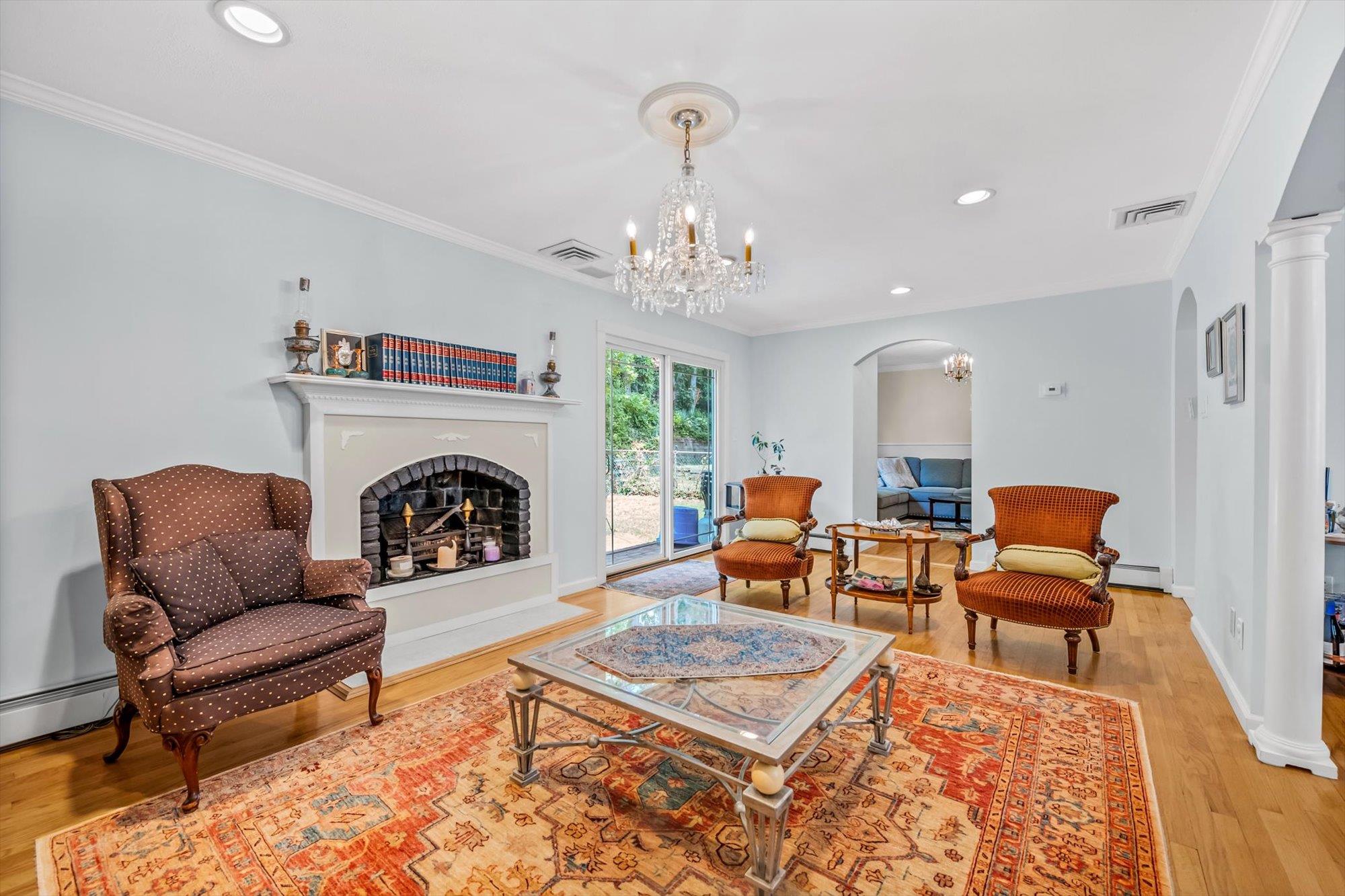 15 Edgewood Place