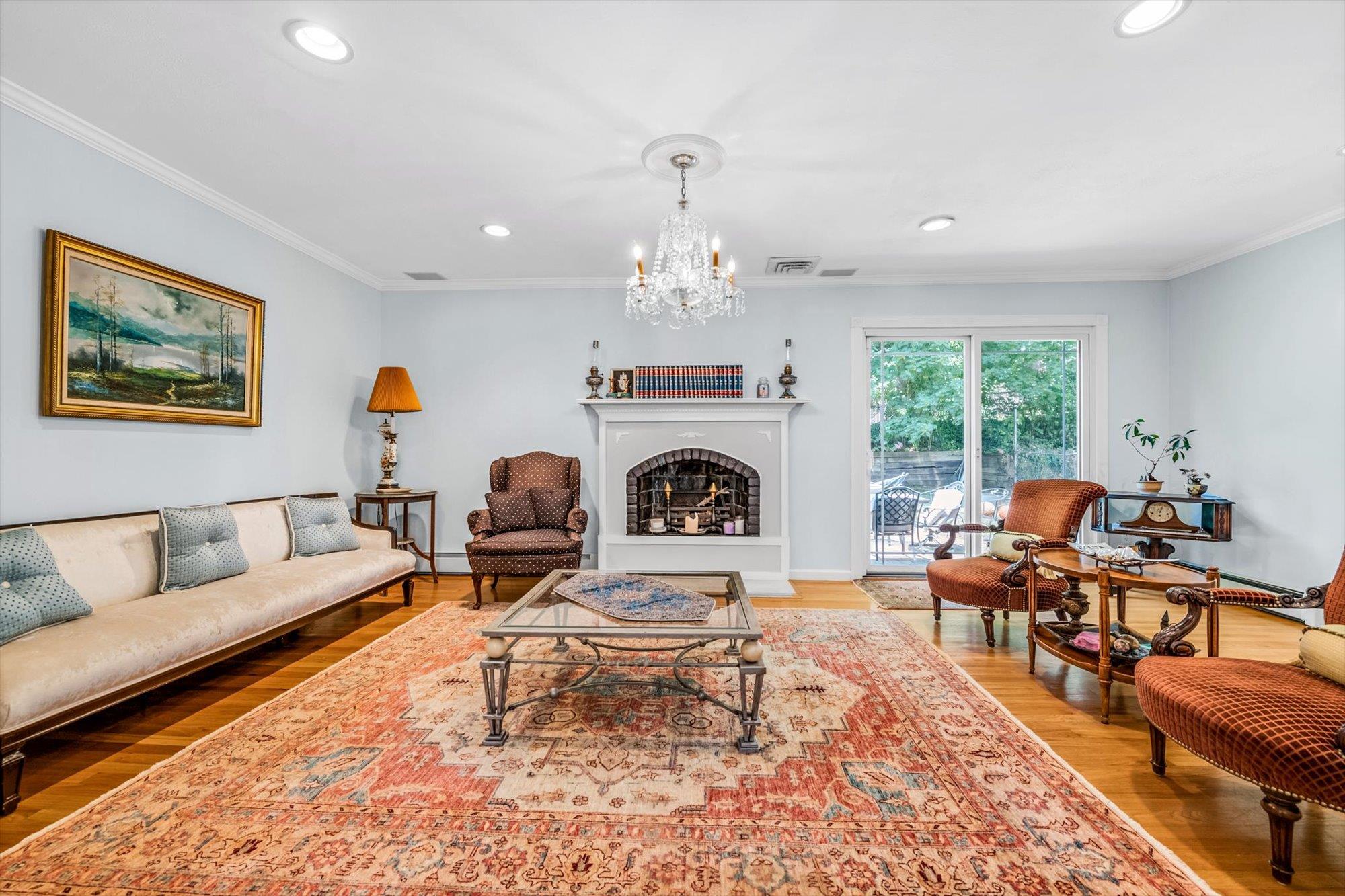 15 Edgewood Place