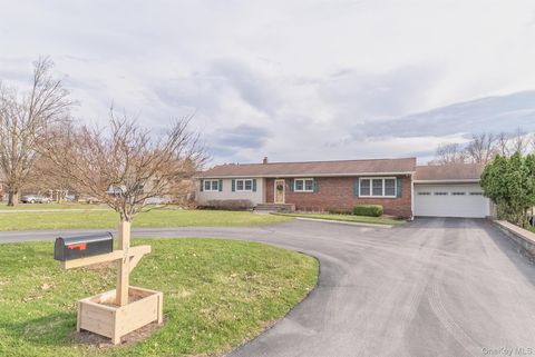 Homes For Sale - 37 Spaulding Lane<br/> Ulster County, Saugerties, NY 12477