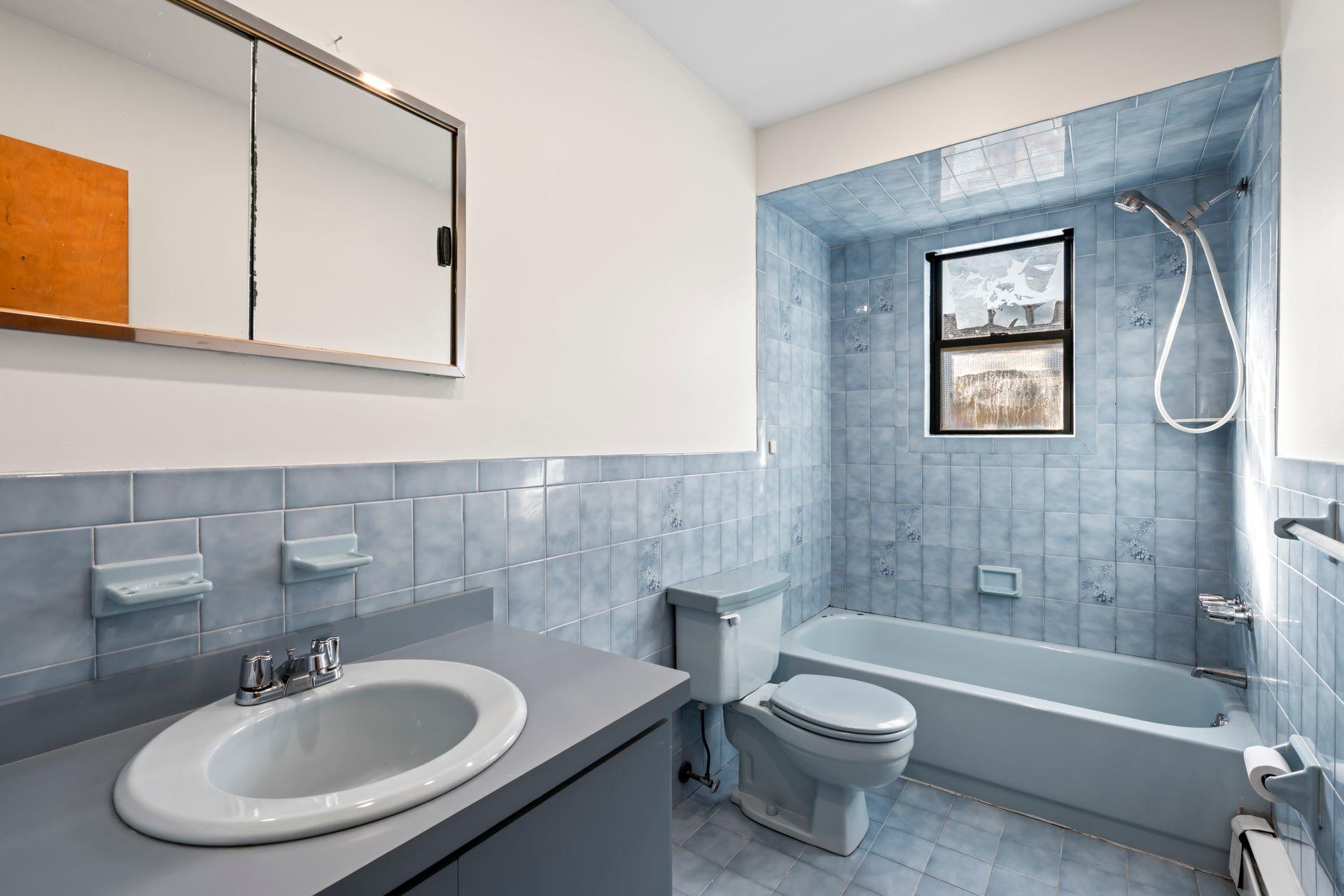 8 Deans Lane, Bayville, New York image 6
