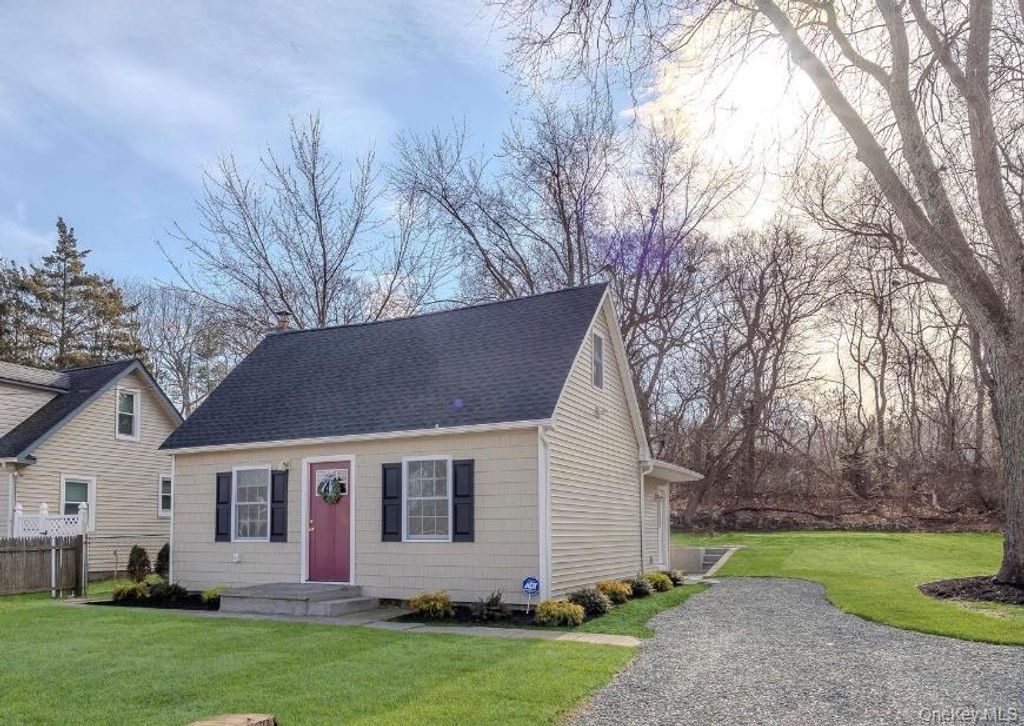 Photo of 50 Peconic Street, Selden, NY 11784 (MLS # 923017)