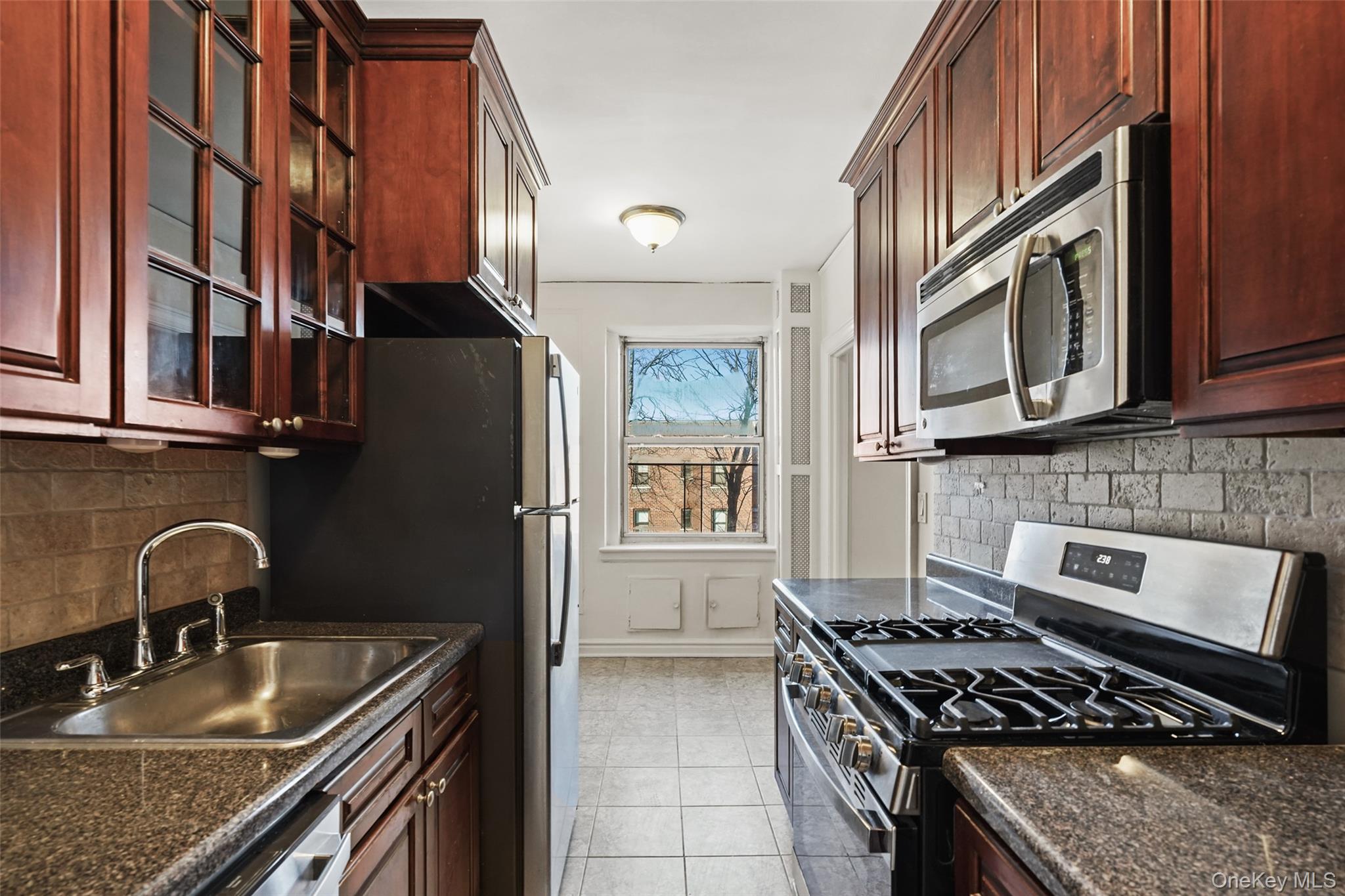 19 william Street 5J