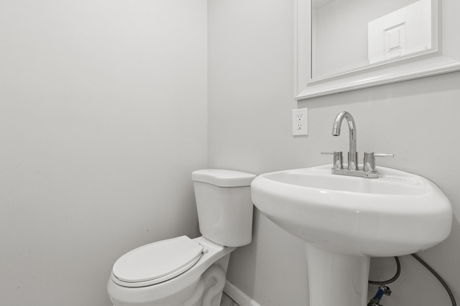 49 Birchwood Road, Coram, New York image 14