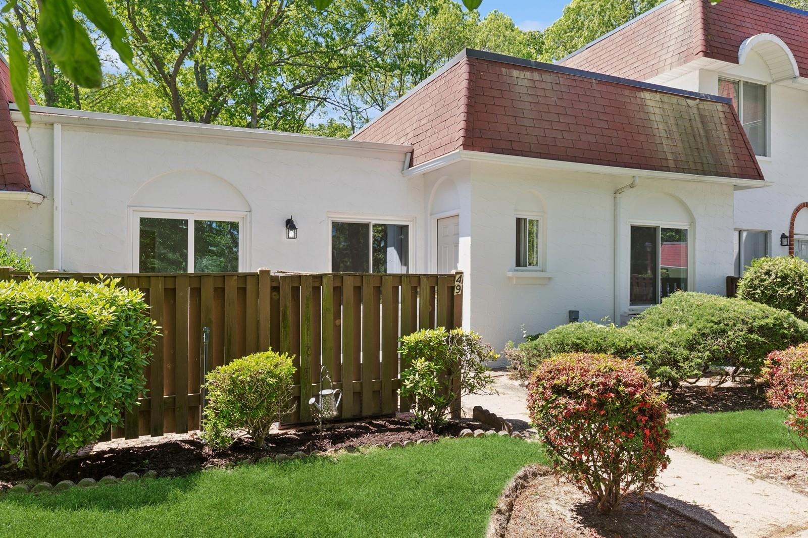 49 Birchwood Road, Coram, New York image 22