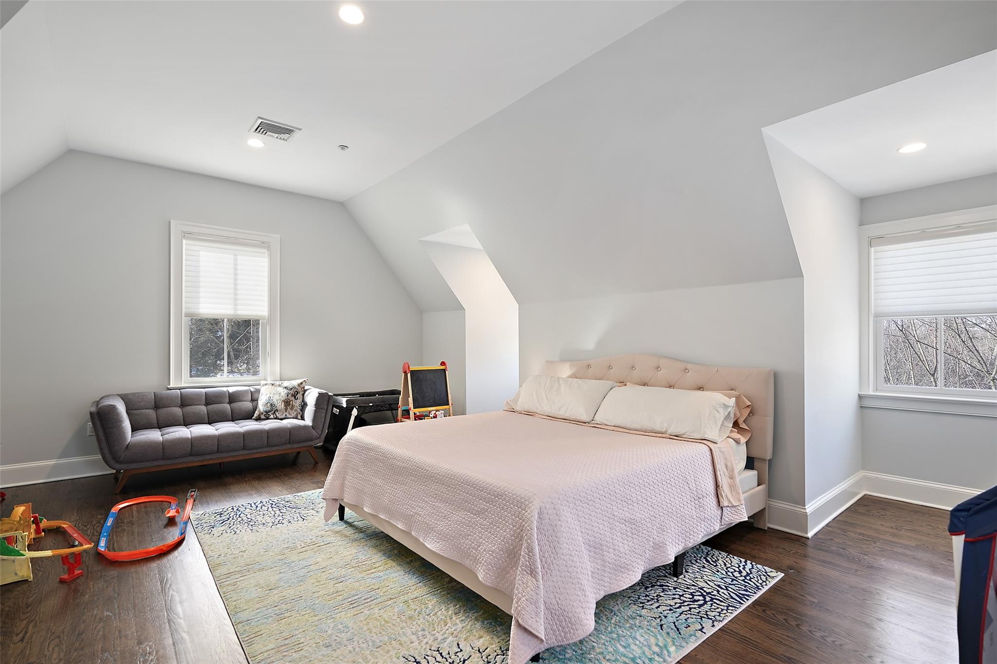 7 Emerald Woods, Tarrytown, New York image 25