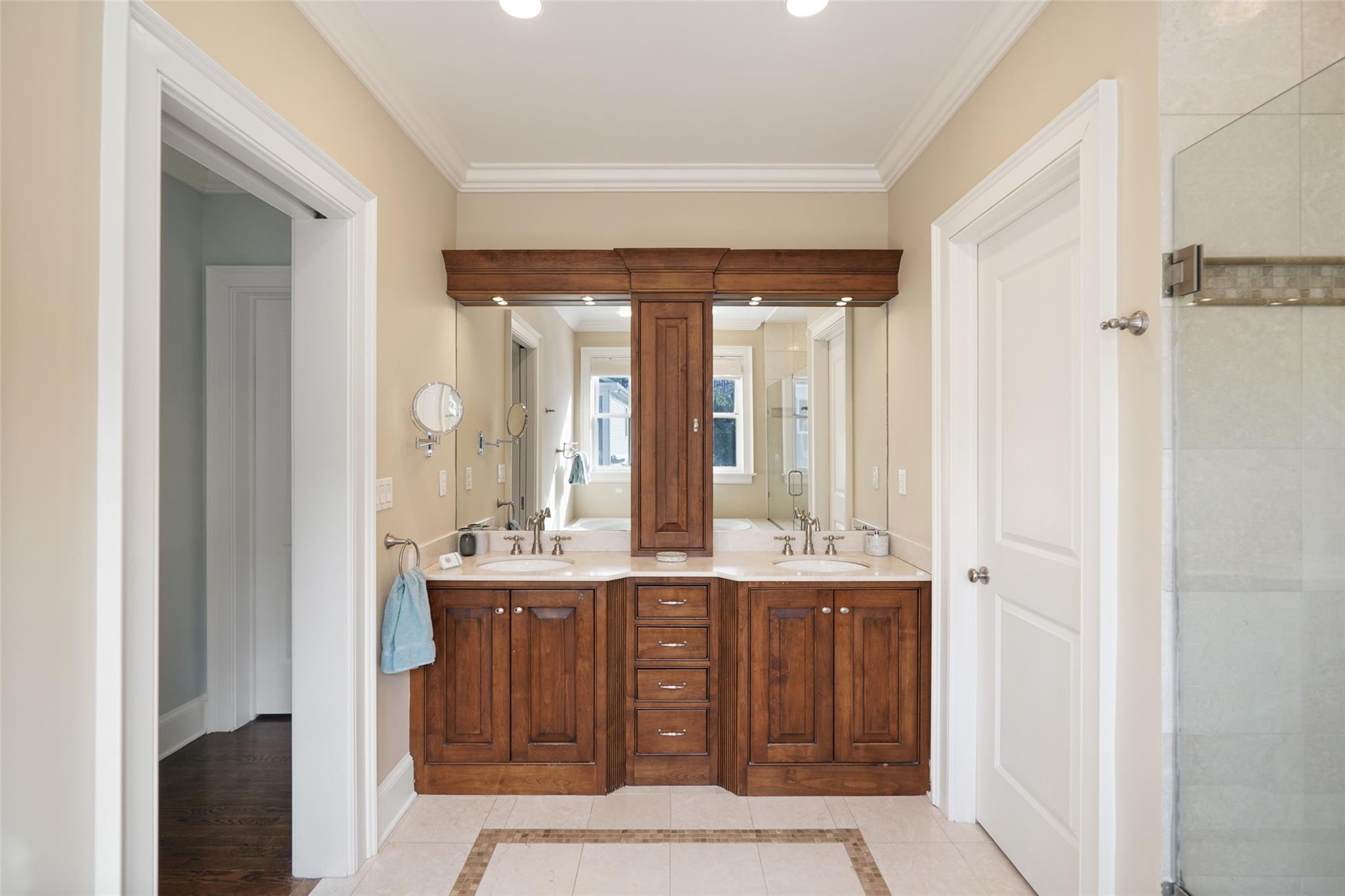 7 Emerald Woods, Tarrytown, New York image 17