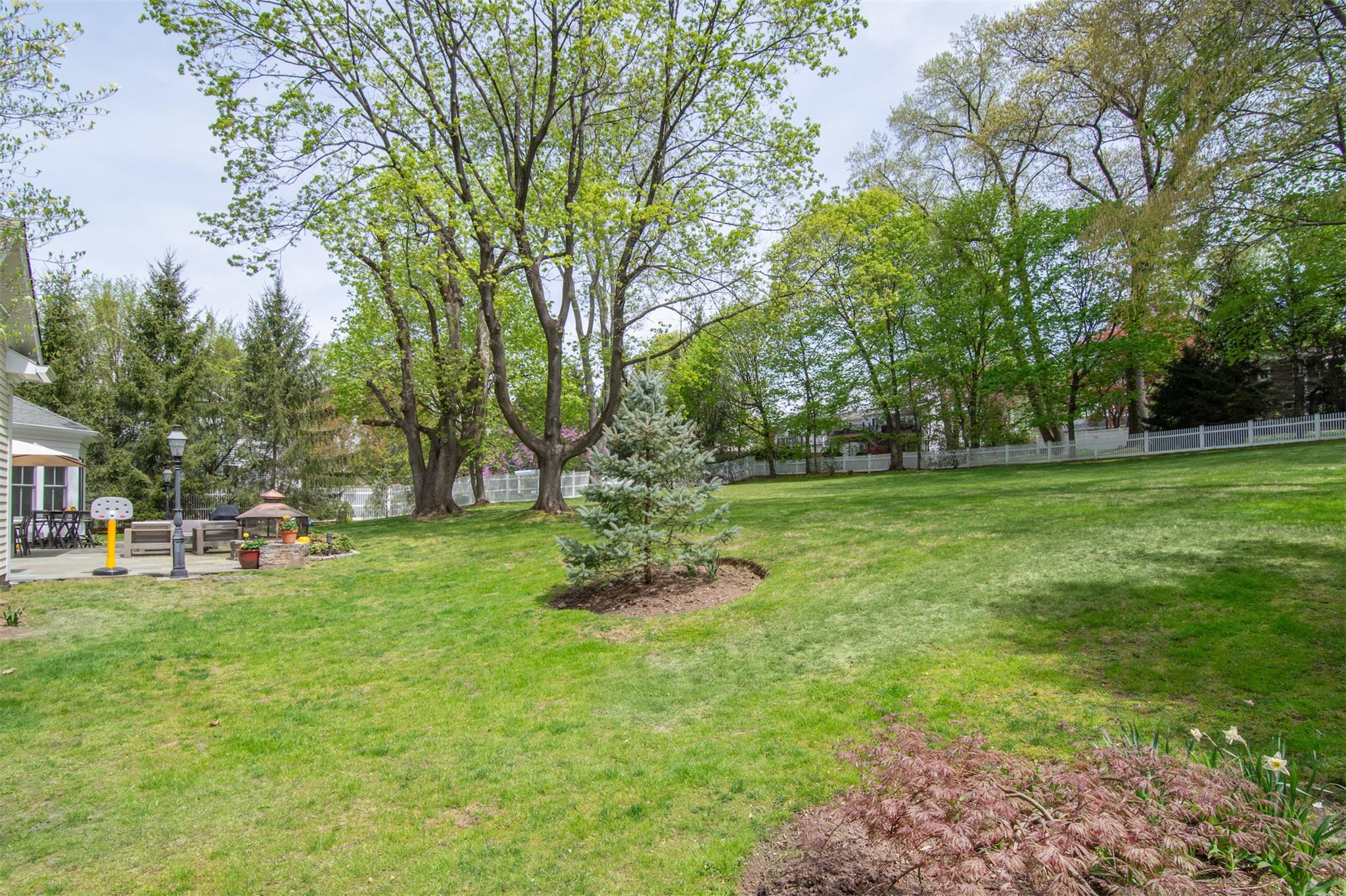 7 Emerald Woods, Tarrytown, New York image 36