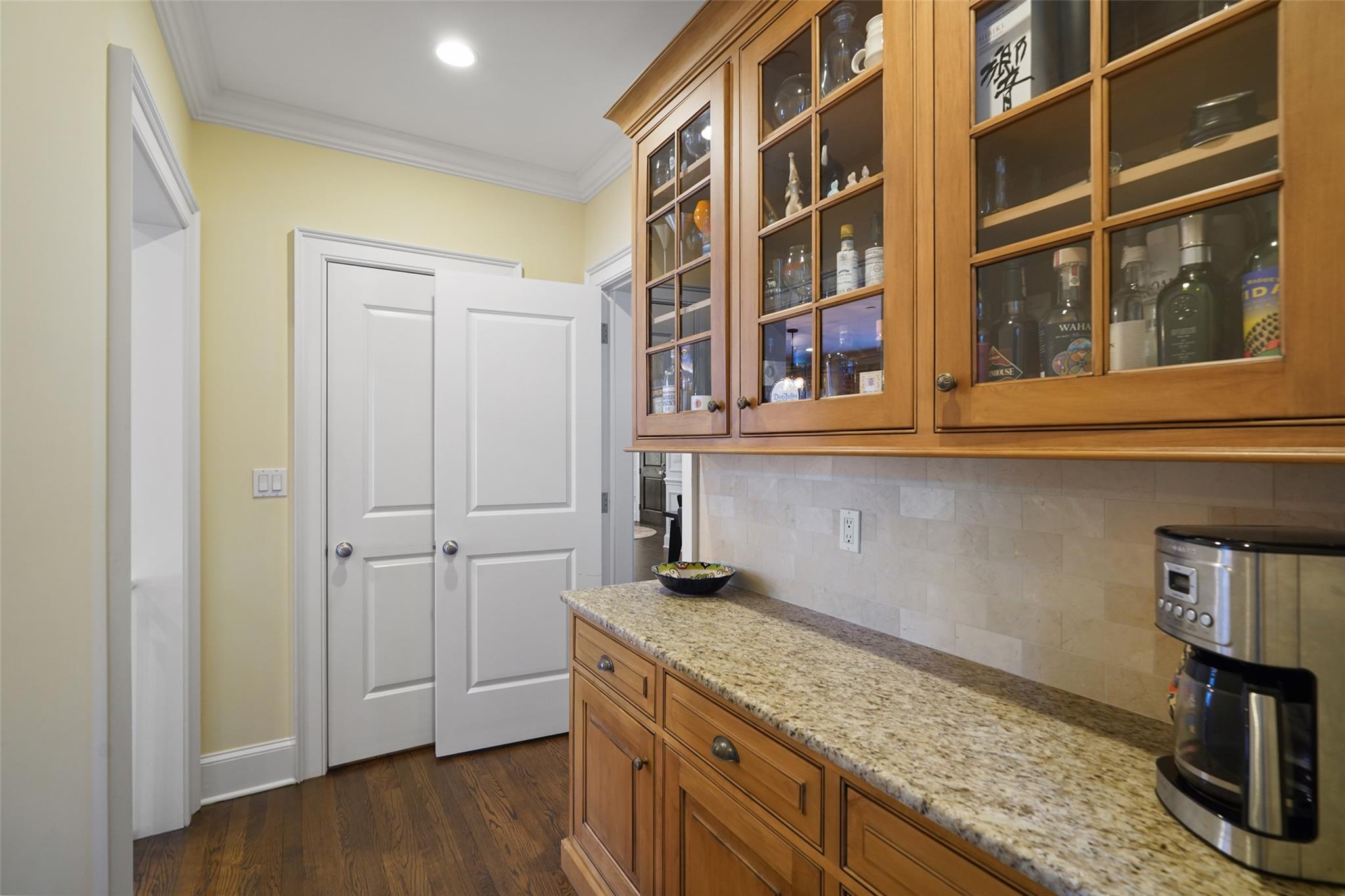 7 Emerald Woods, Tarrytown, New York image 5