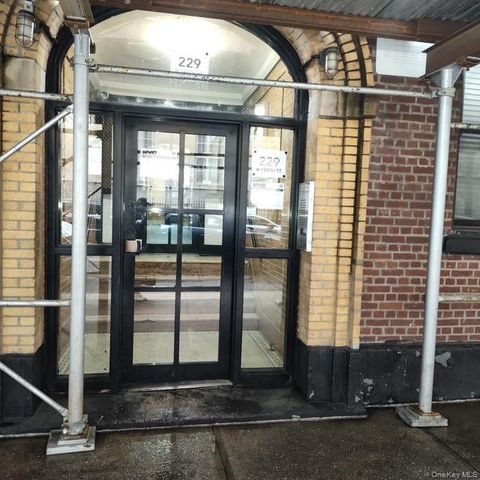 Photo of 229 West 144th Street St #34, New York (Manhattan), NY 10030 (MLS # 967942)