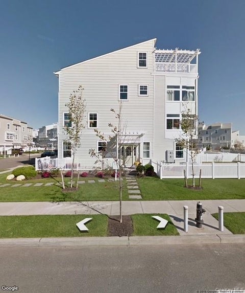 Apartment For Rent - 7219 Sandy Dune Way<br/> Arverne, NY 11692