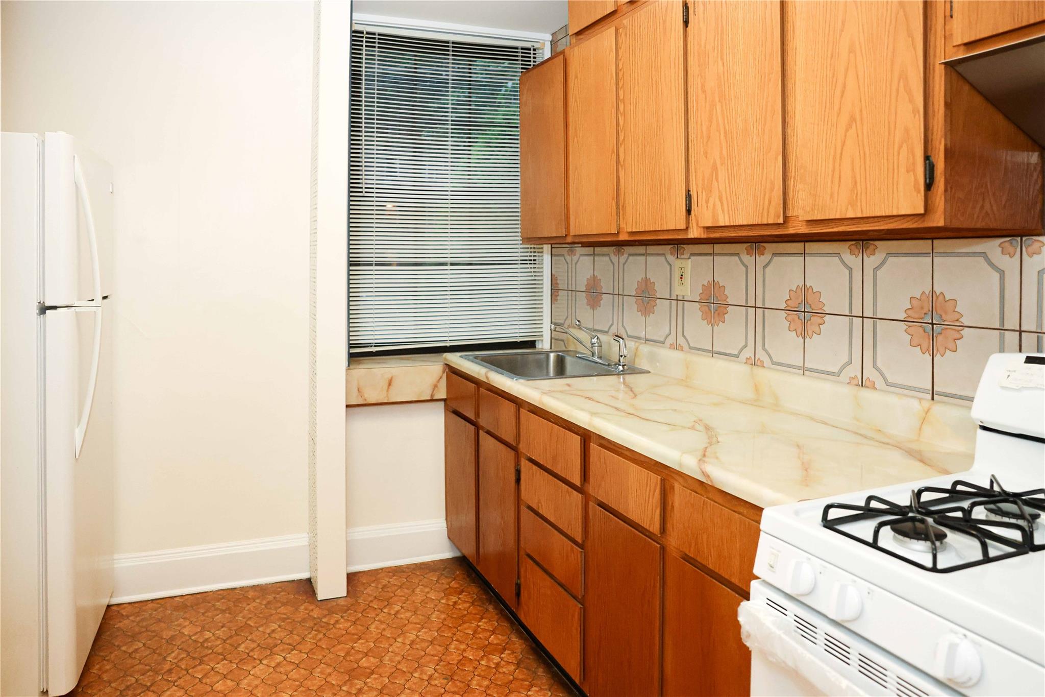 808 Bronx River Road 1 A