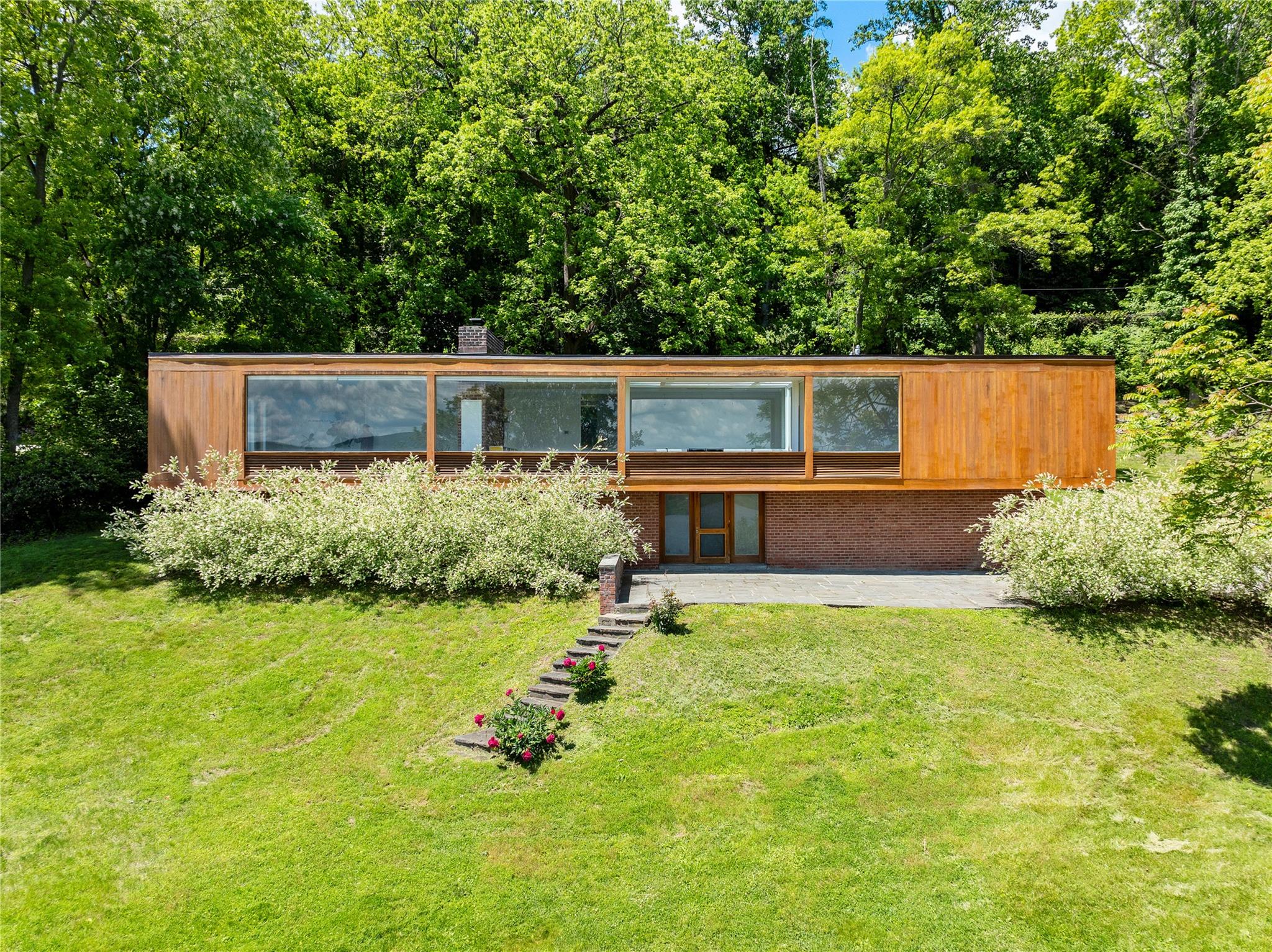 624 River Road, Newburgh, New York image 1