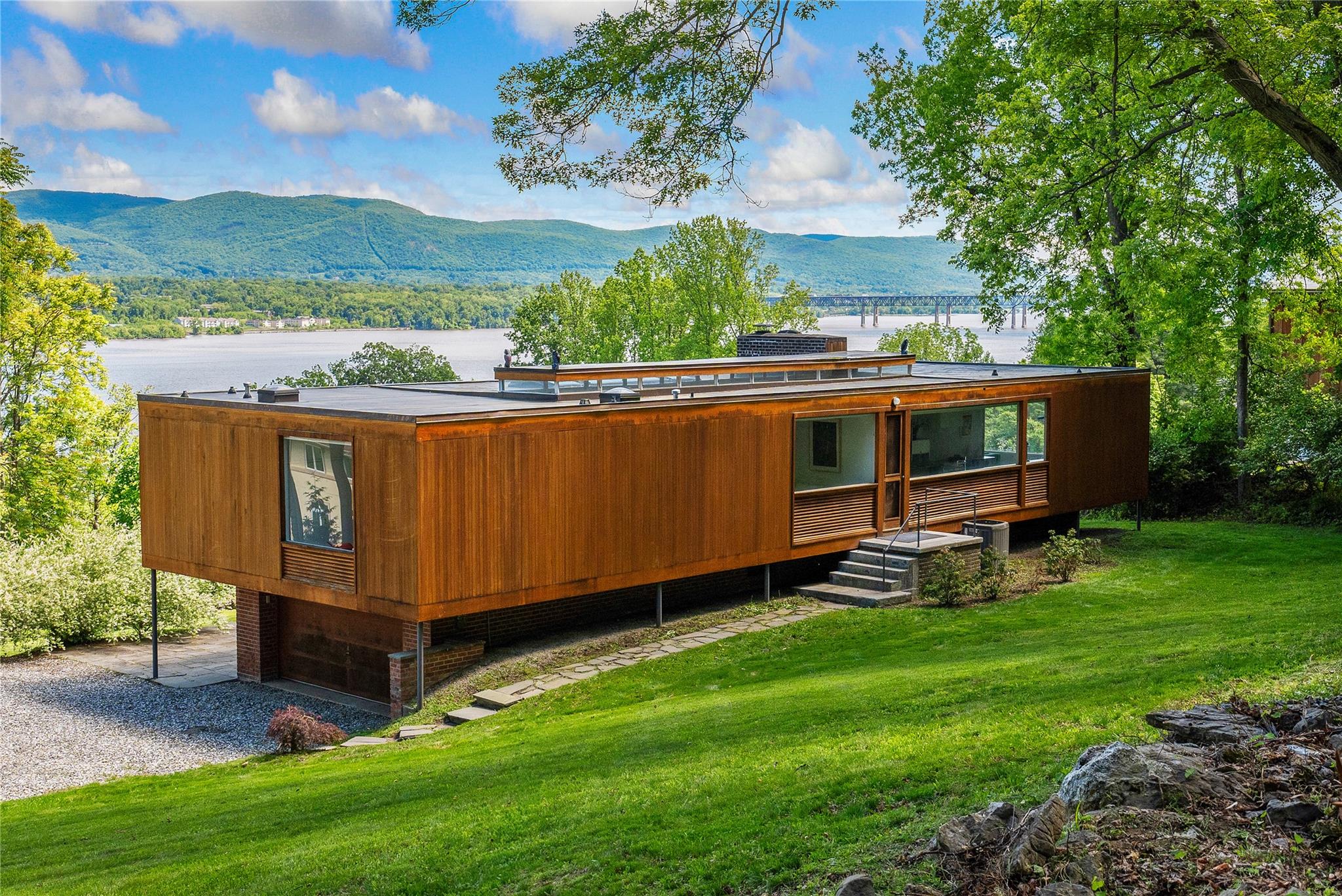 624 River Road, Newburgh, New York image 2