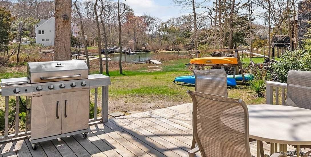 37 Noyac Harbor Road