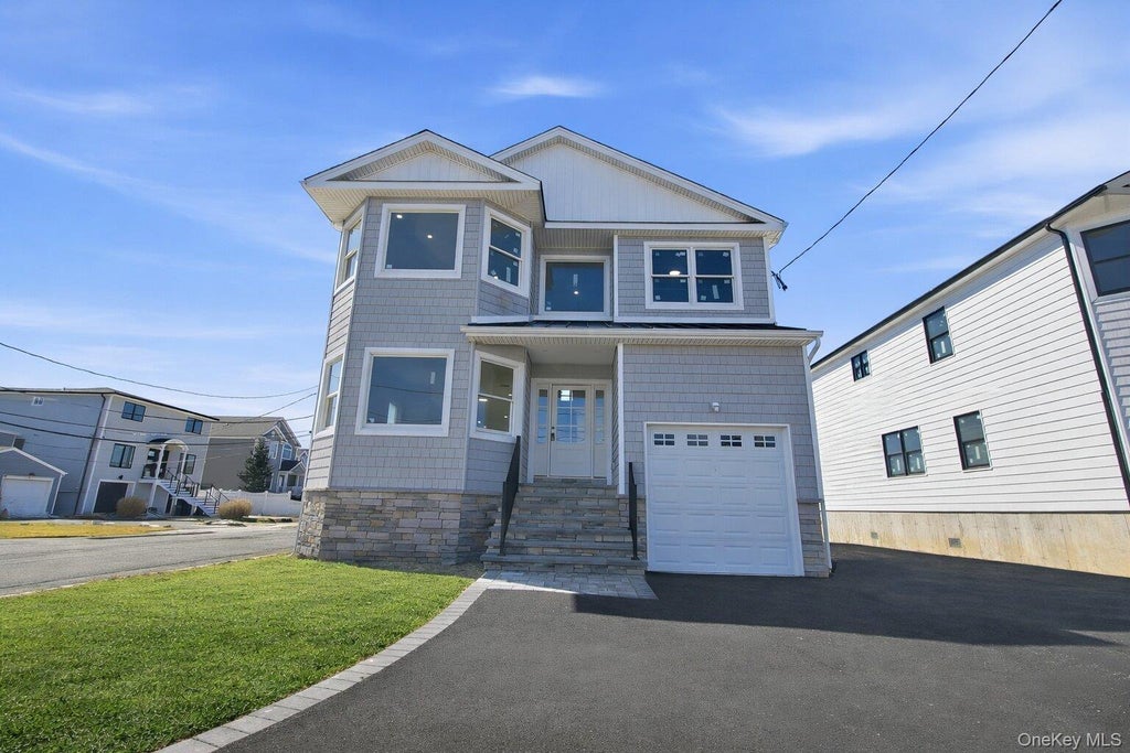 Photo of 101 Clocks Boulevard, Massapequa, NY 11758 (MLS # 1060426)