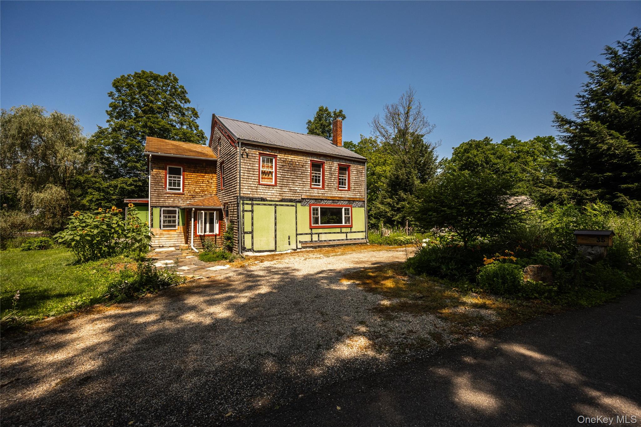 35 Benton Road