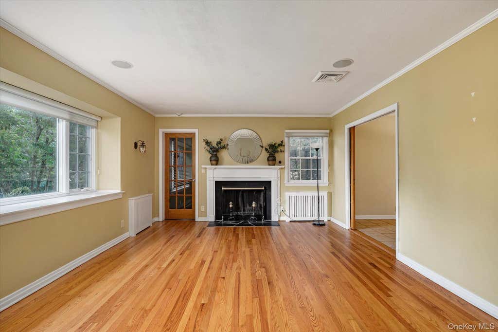 Photo of 73 Revere Road, East Hills, NY 11577 (MLS # 1032326)