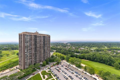 Photo of 271-10 Grand Central Parkway #27N, Floral Park, NY 11005 (MLS # 876707)