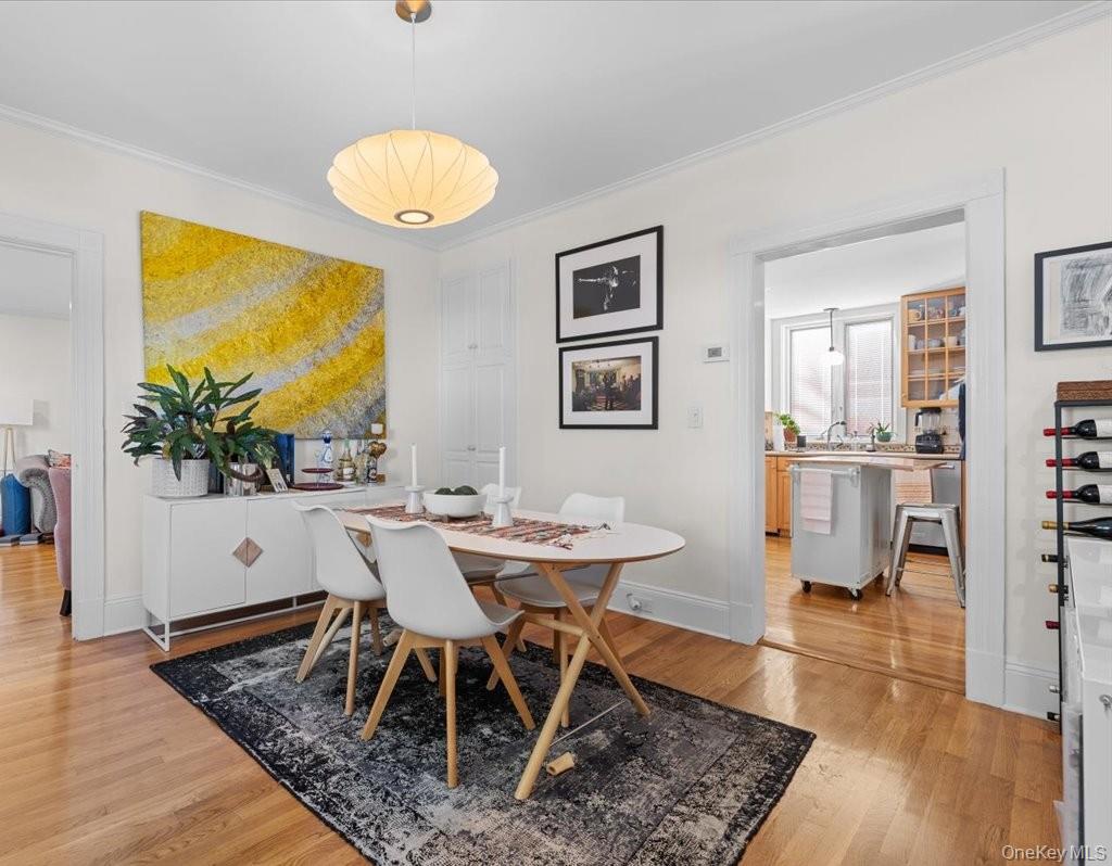 Port Washington, New York 11050, United States, 3 Bedrooms Bedrooms, ,2 BathroomsBathrooms,Residential,Coming Soon,223595