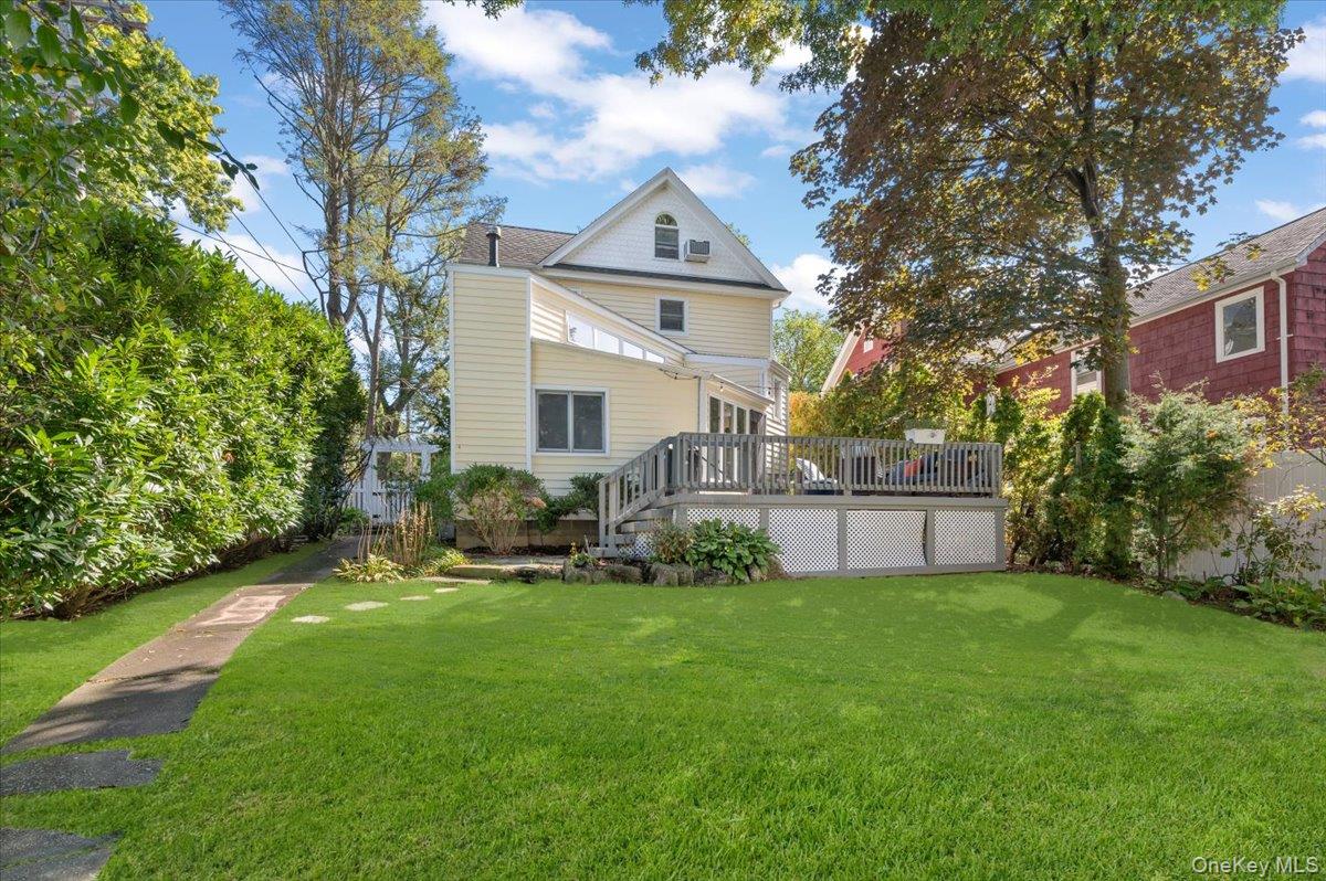 Port Washington, New York 11050, United States, 3 Bedrooms Bedrooms, ,2 BathroomsBathrooms,Residential,Coming Soon,223595