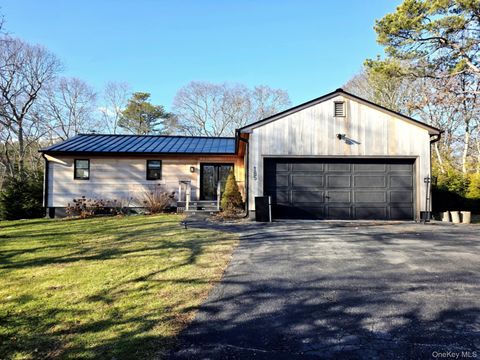 Homes For Sale - 185 Wakeman Road<br/> Hampton Bays, NY 11946