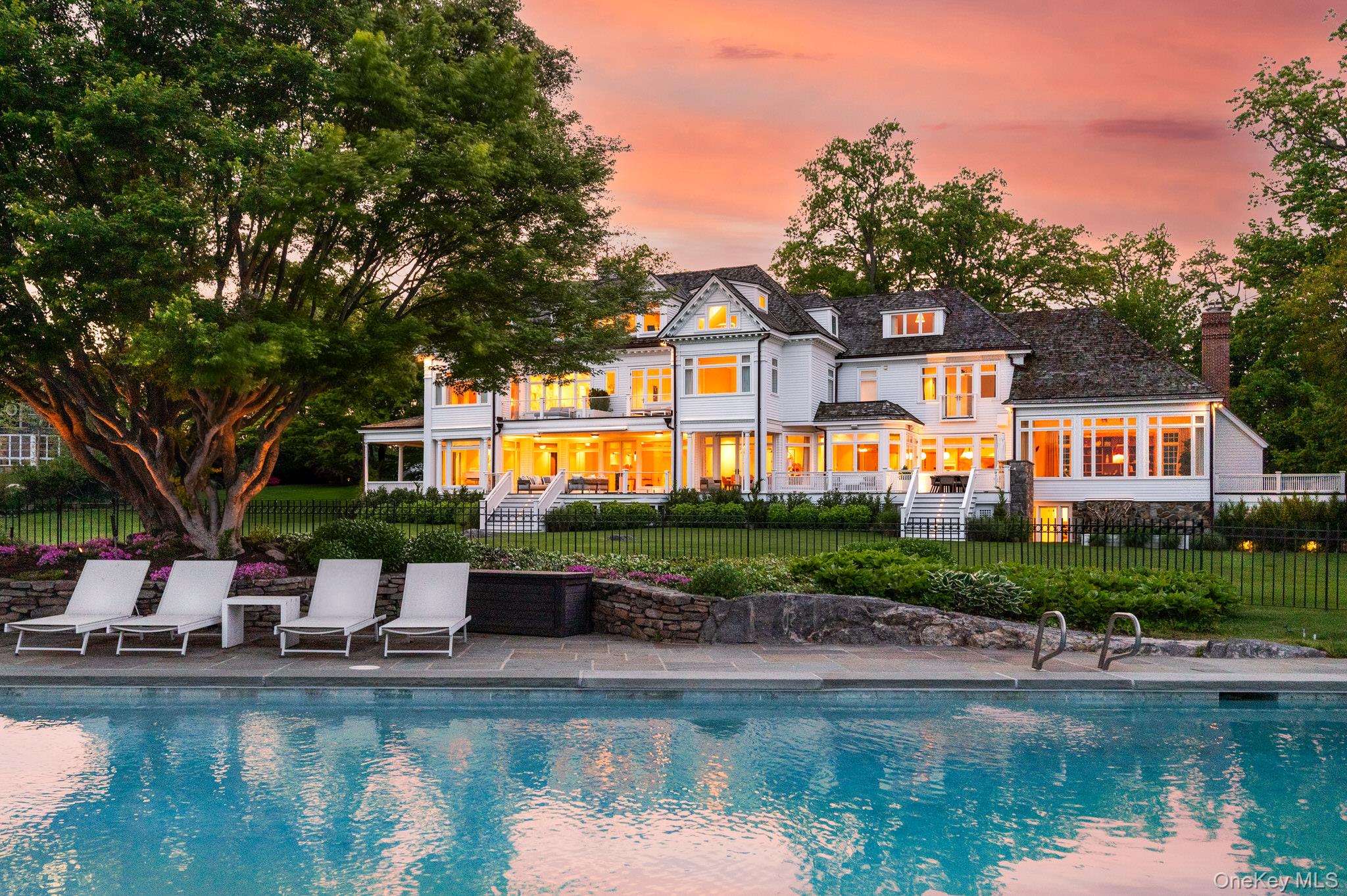217 Hommocks Road