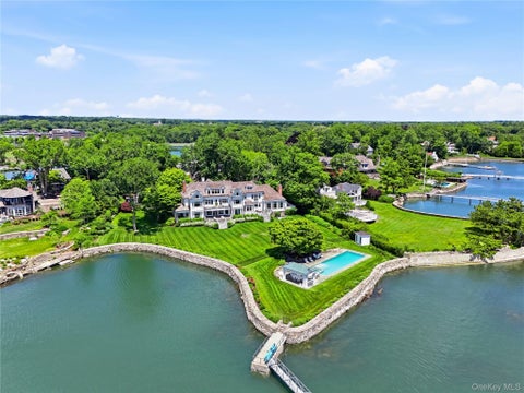 Homes For Sale - 217 Hommocks Road<br/> Larchmont, NY 10538