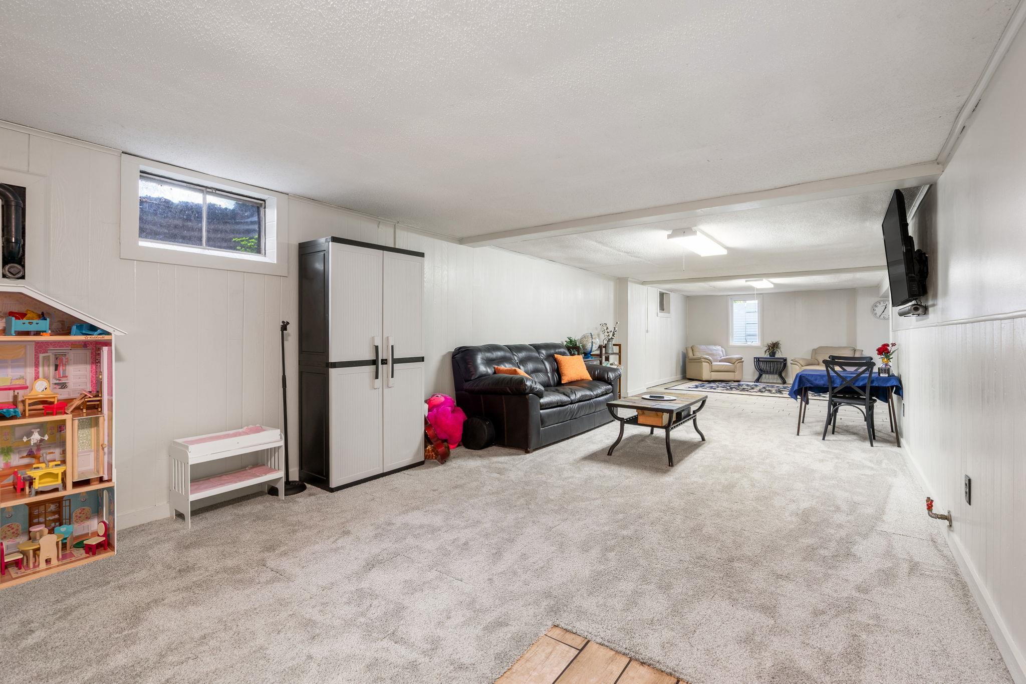 1024 Plains Road, Wallkill, New York image 32