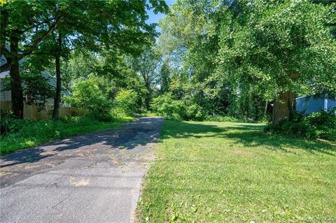 Vacant Land For Sale - 116 Montgomery Street<br/> Rhinebeck, NY 12572