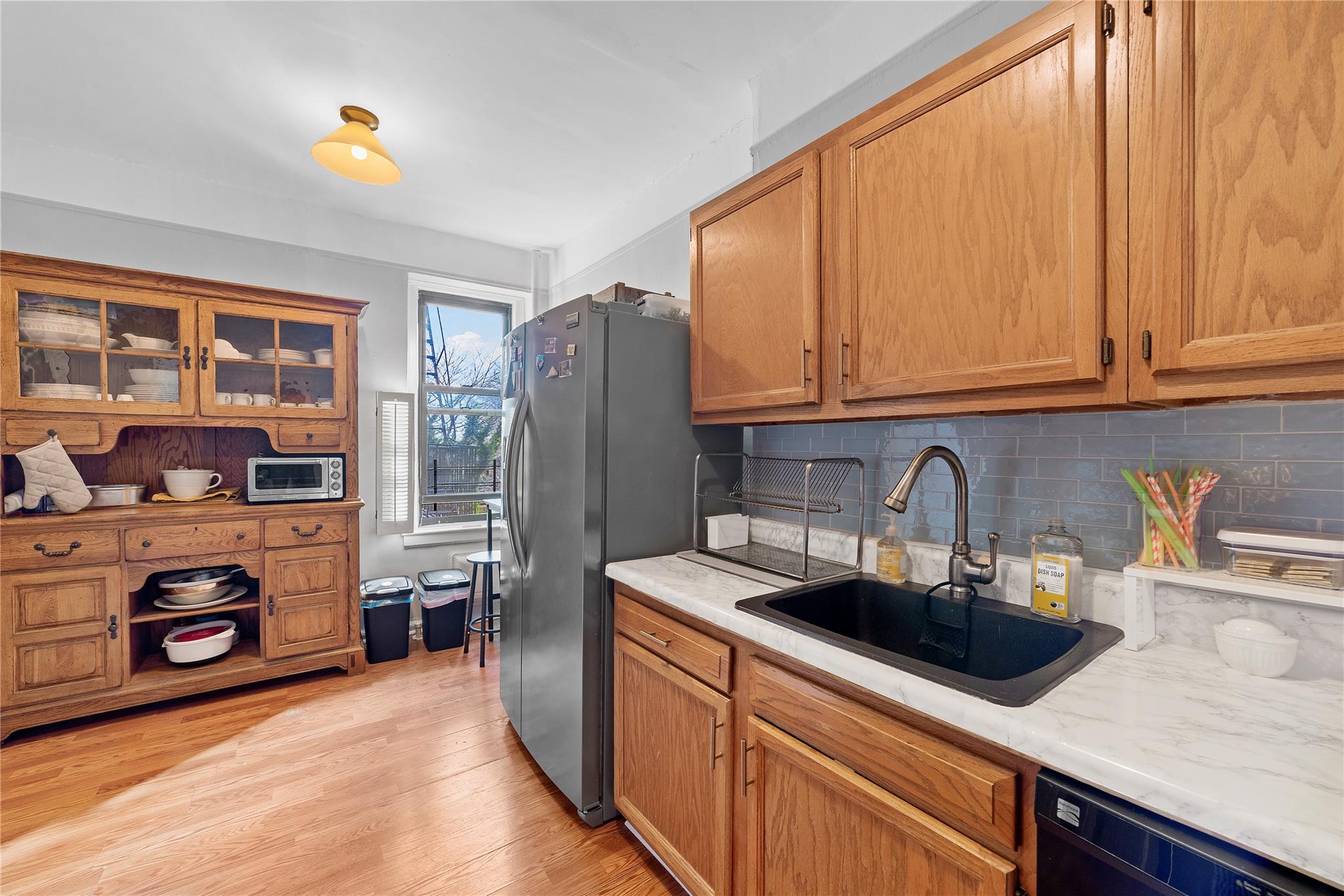 43 Calton Rd #2M, New Rochelle, New York image 8