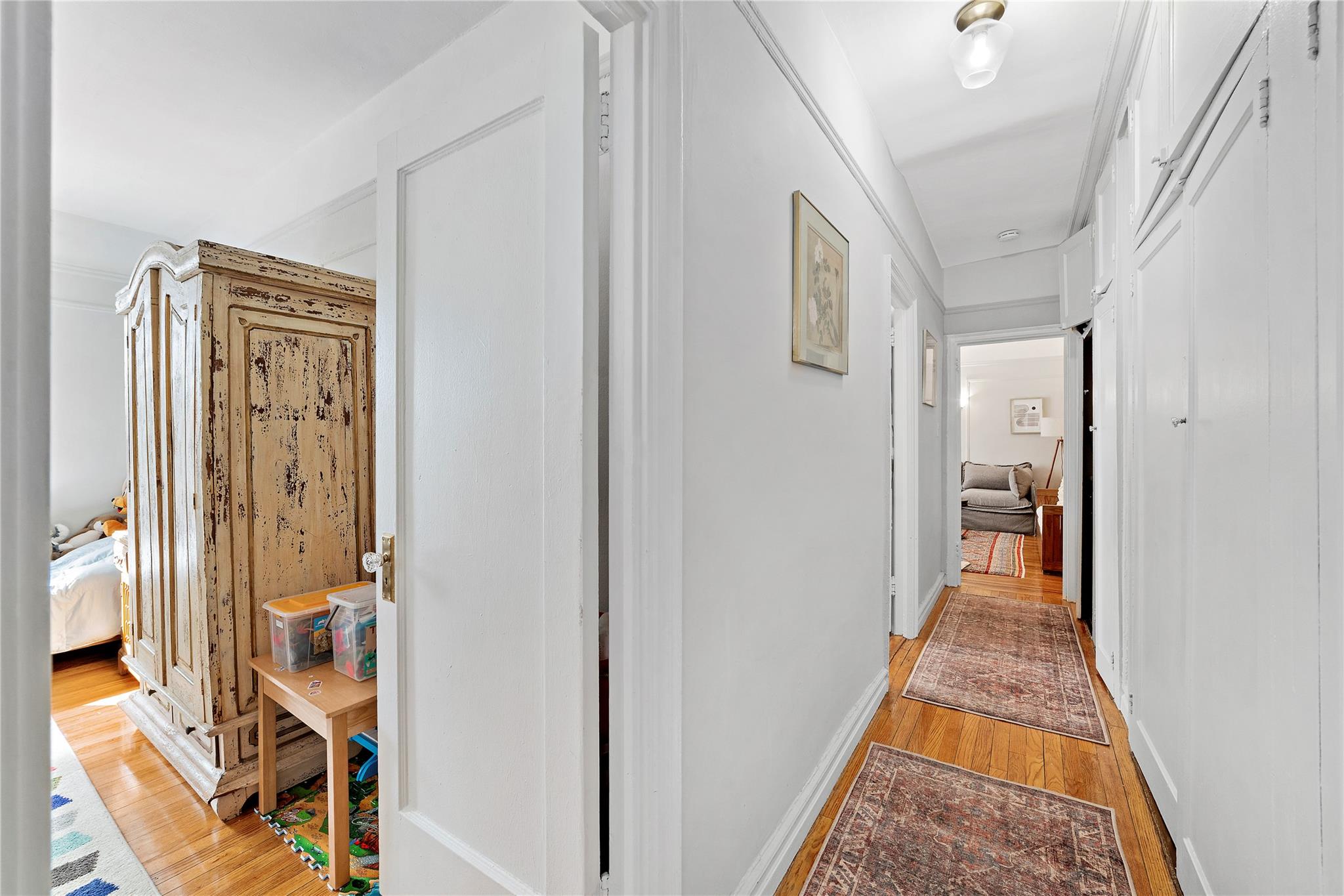 43 Calton Rd #2M, New Rochelle, New York image 13