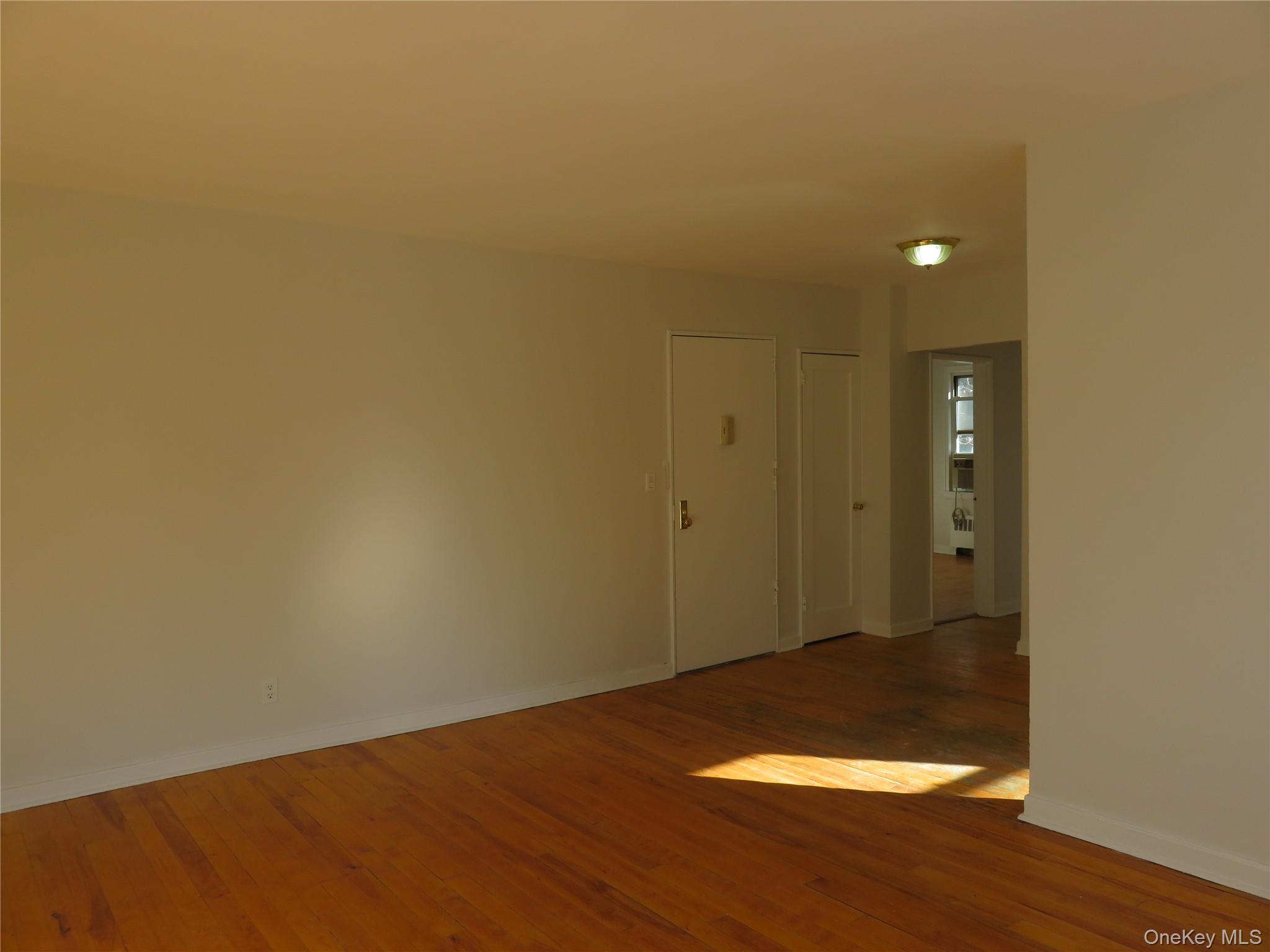 7 Winchester Avenue 2A