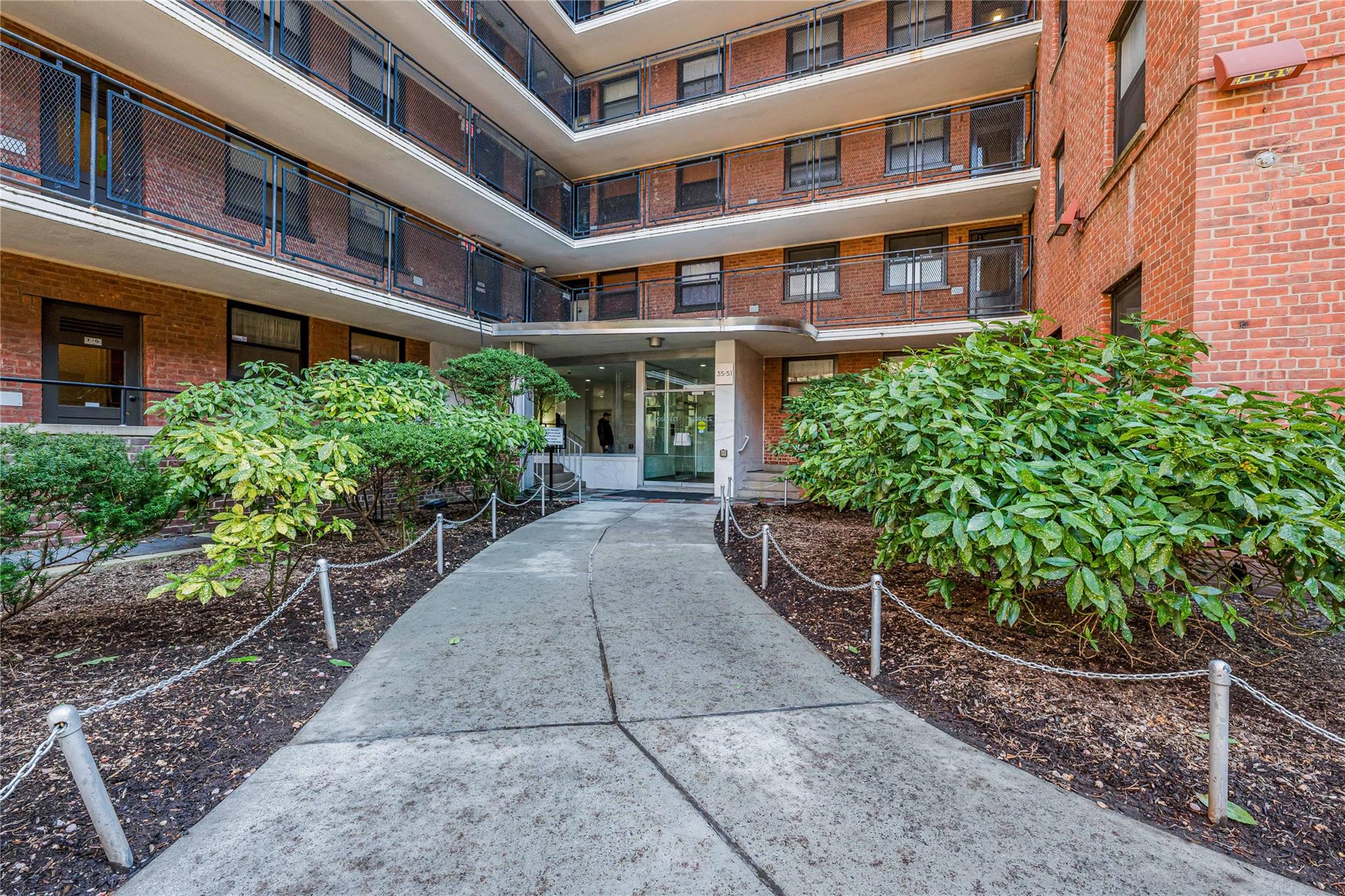 3551 85th St. St #6E, Jackson Heights, New York image 3