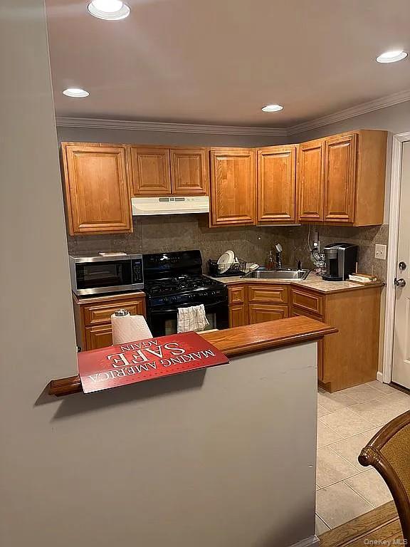 584 8th Street - Photo 2