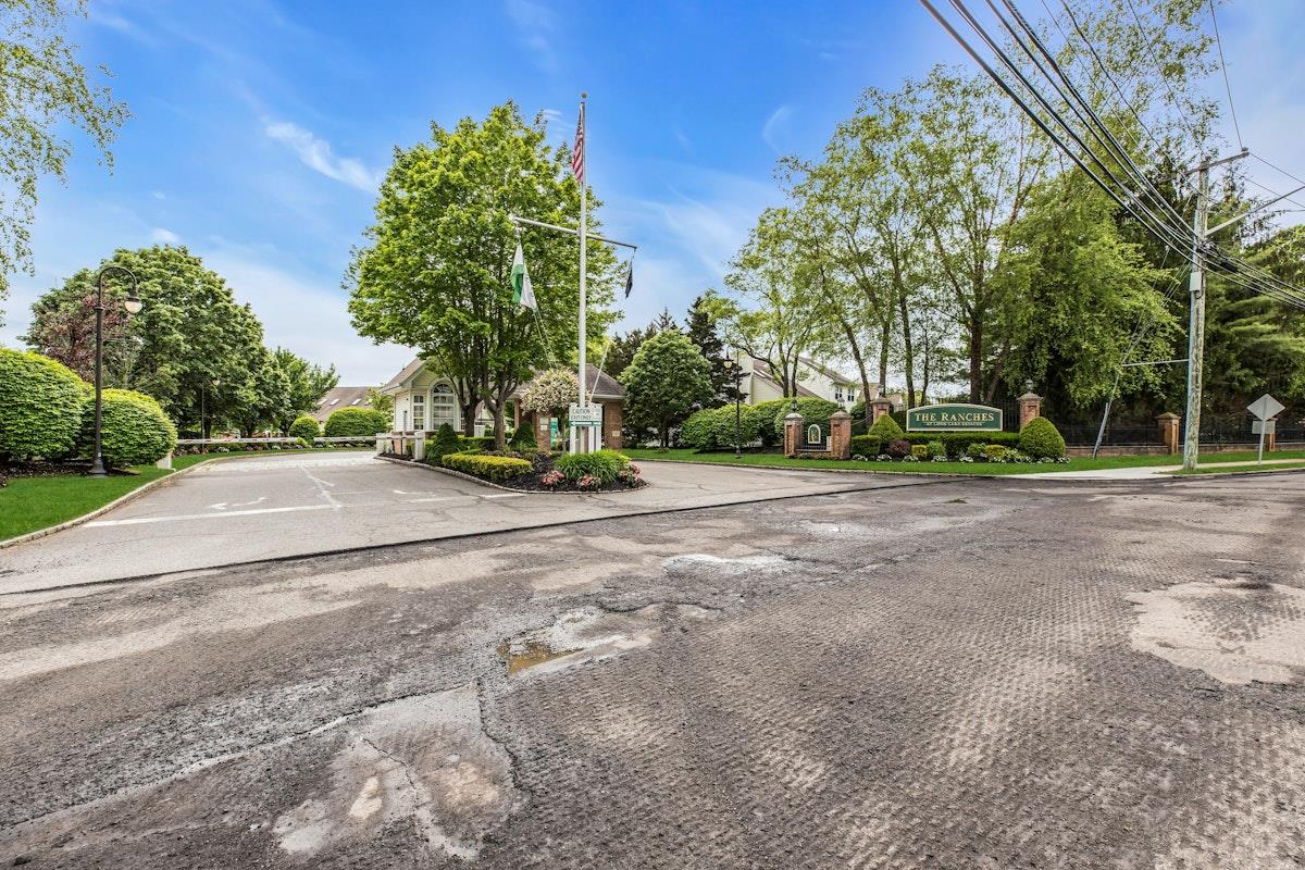 1504 Nicole Drive #1504, Port Jefferson Station, New York image 42