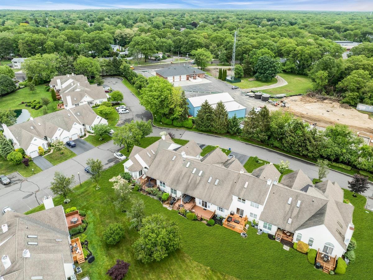 1504 Nicole Drive #1504, Port Jefferson Station, New York image 46