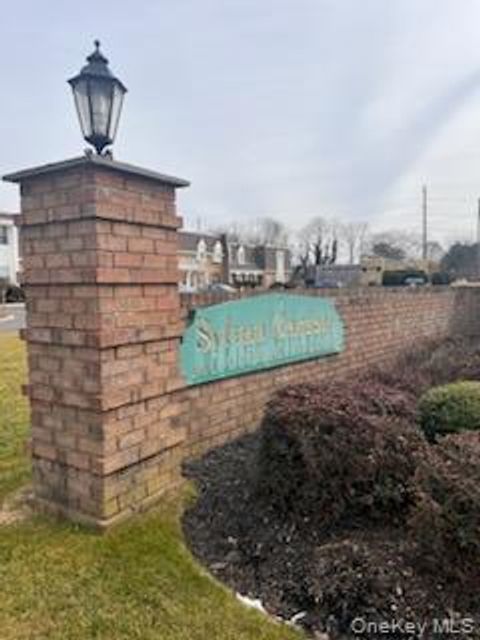 Photo of 101-89 Sylvan Avenue, Miller Place, NY 11764 (MLS # 952337)