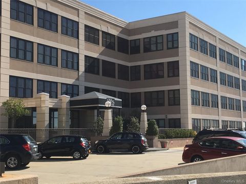 Photo of 100 New Roc City Place #206, New Rochelle, NY 10801 (MLS # 927959)