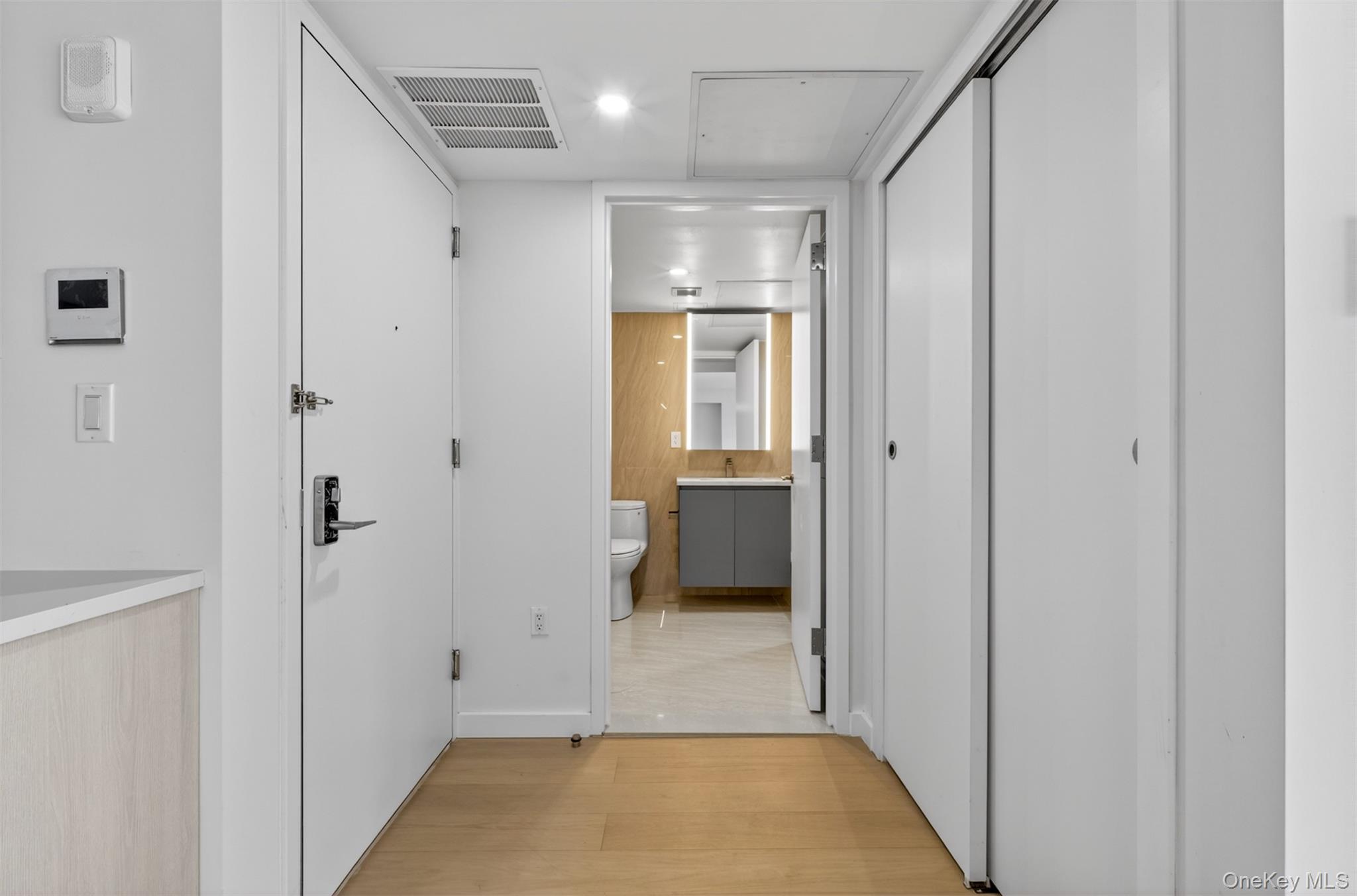 3371 Prince Street 8G
