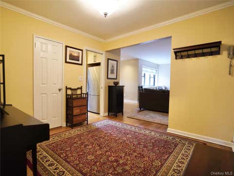 Homes For Sale - 50 Brompton Road #3C<br/> Great Neck, NY 11021