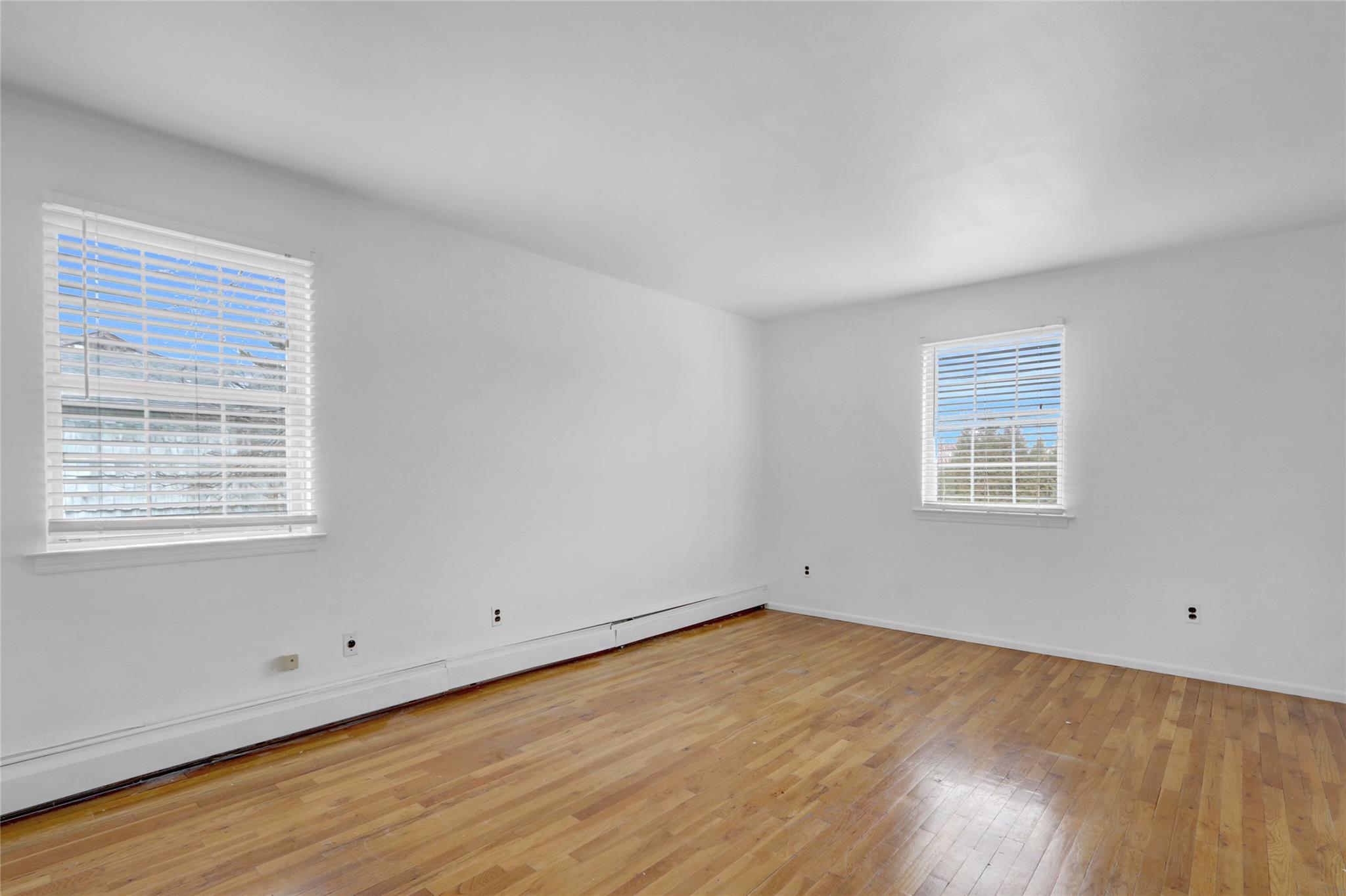 176 Jackson Avenue, Syosset, New York image 9
