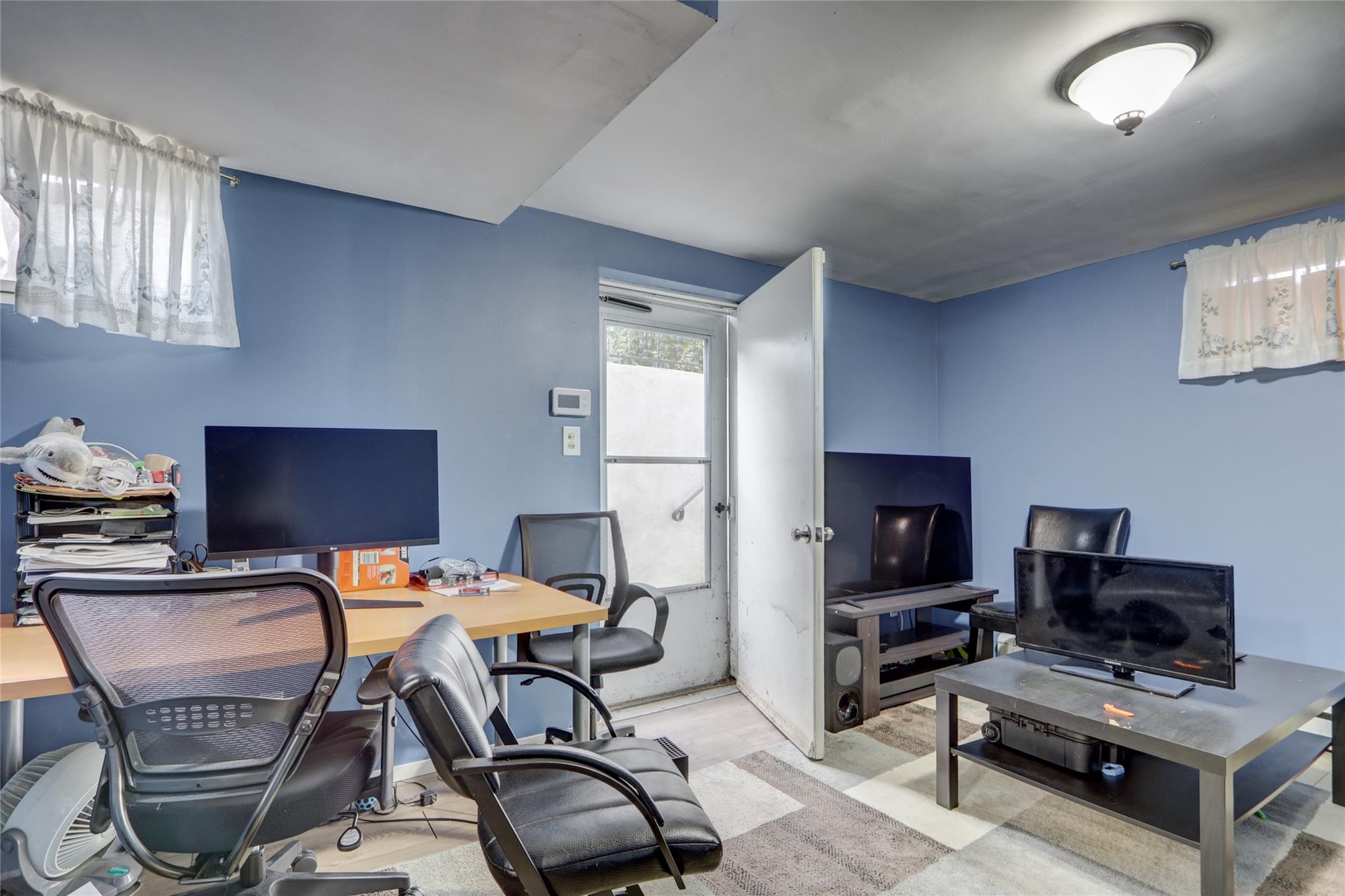 176 Jackson Avenue, Syosset, New York image 14