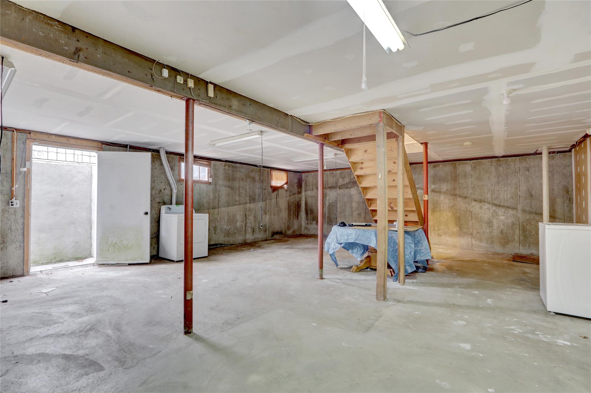 176 Jackson Avenue, Syosset, New York image 11