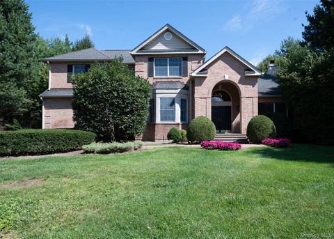 12 Dupont Court Dix Hills NY 11746