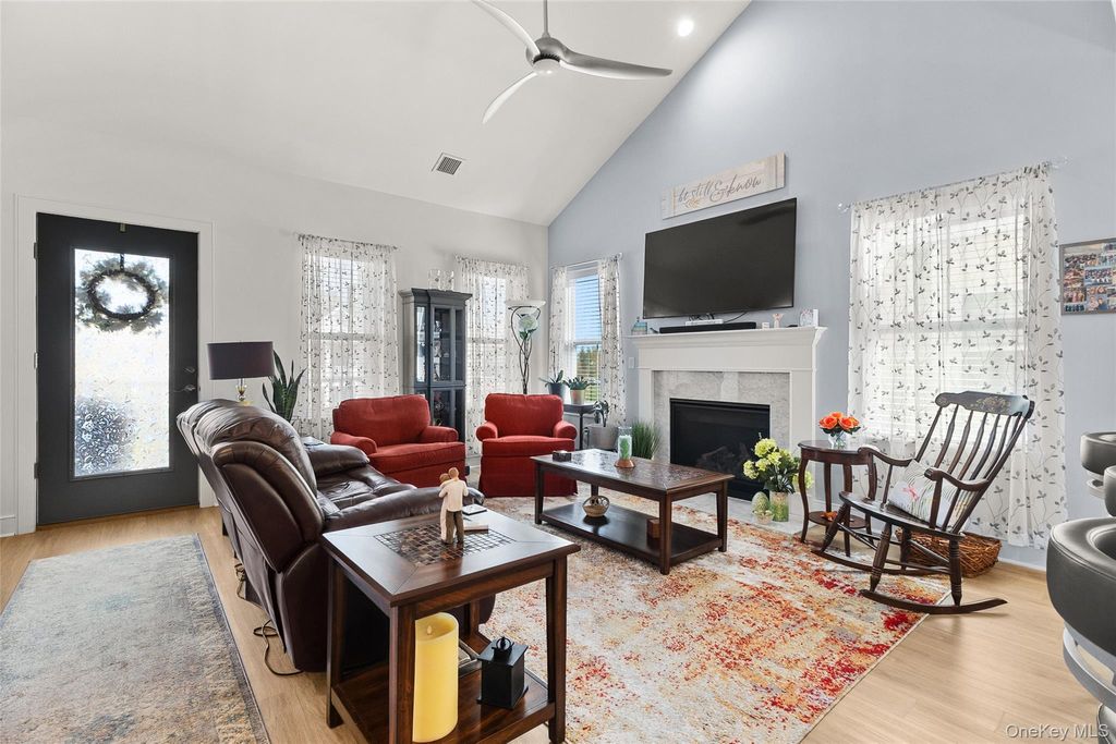 Photo of 32 Michael Lane, East Islip, NY 11730 (MLS # 992429)