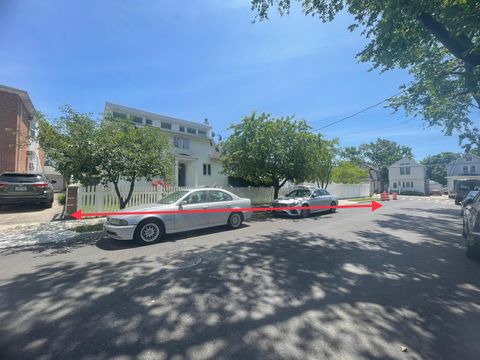 22-23 147th Street Whitestone NY 11357