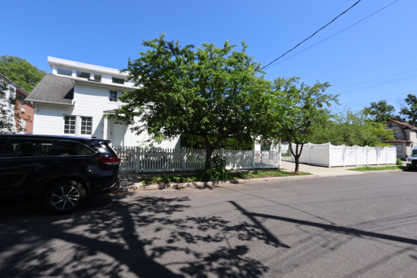 22-23 147th Street St, Whitestone, New York image 4